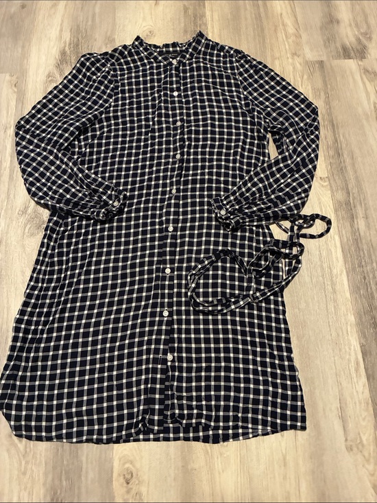 Lucky Brand Dresses & Skirts - Lucky Brand Navy & White Checked Long-Sleeve Shirt Dress